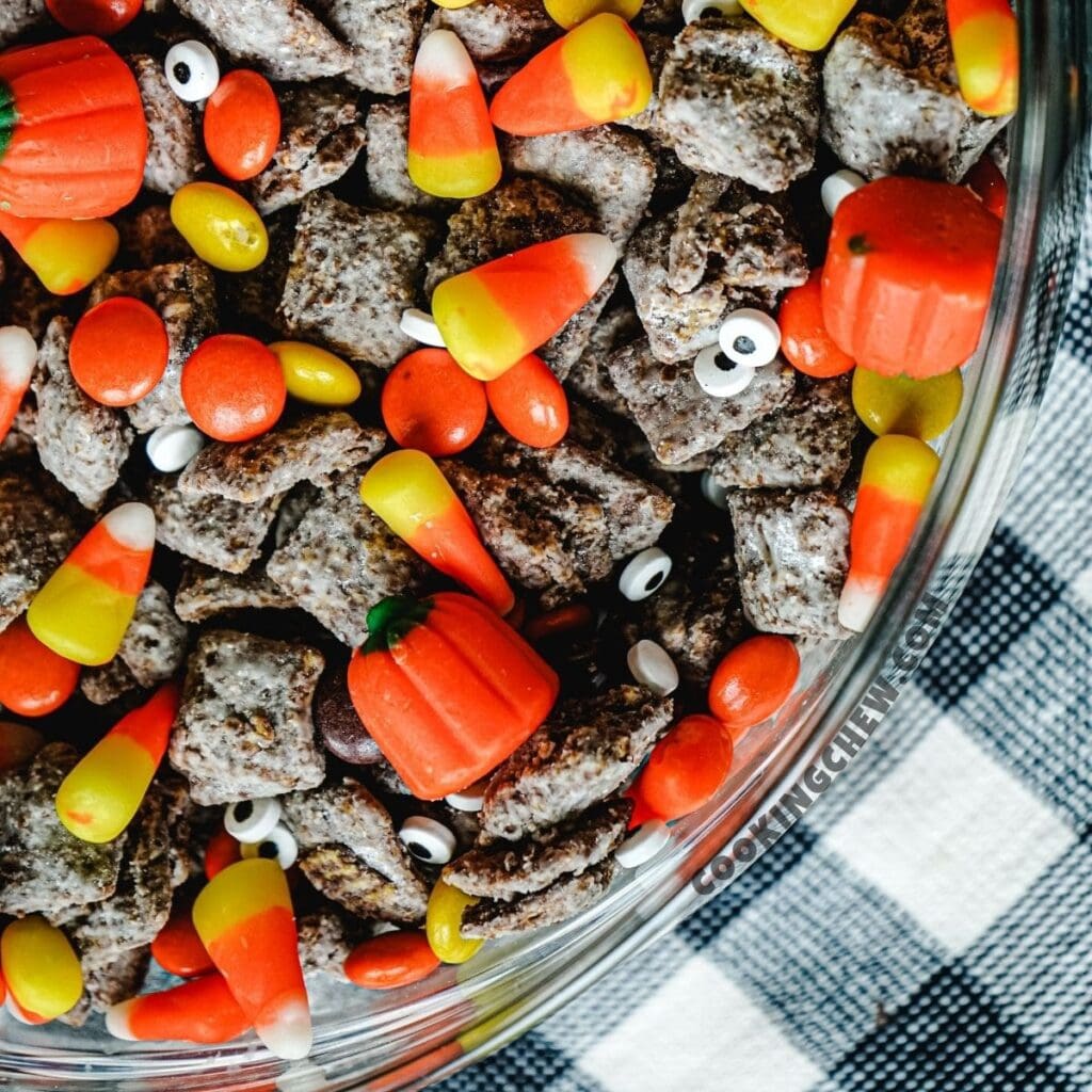 Discover the Halloween Puppy Chow Snack Everyone’s Raving About!