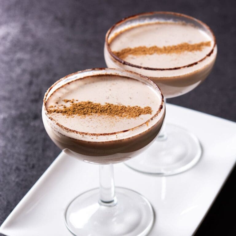 35 Best Chocolate Cocktails For All Chocoholics 🍫🍸