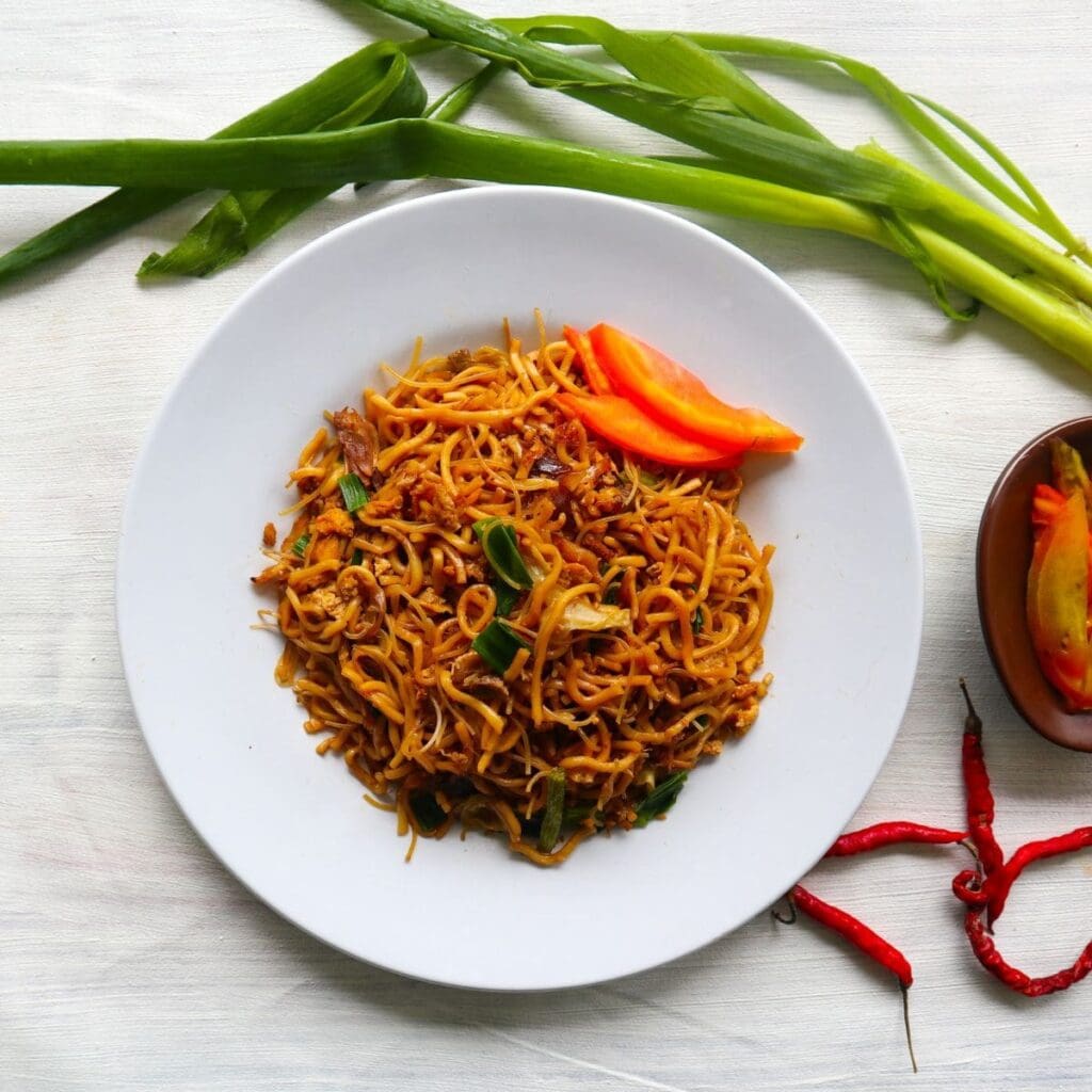 11 Easy Sauces For Noodles