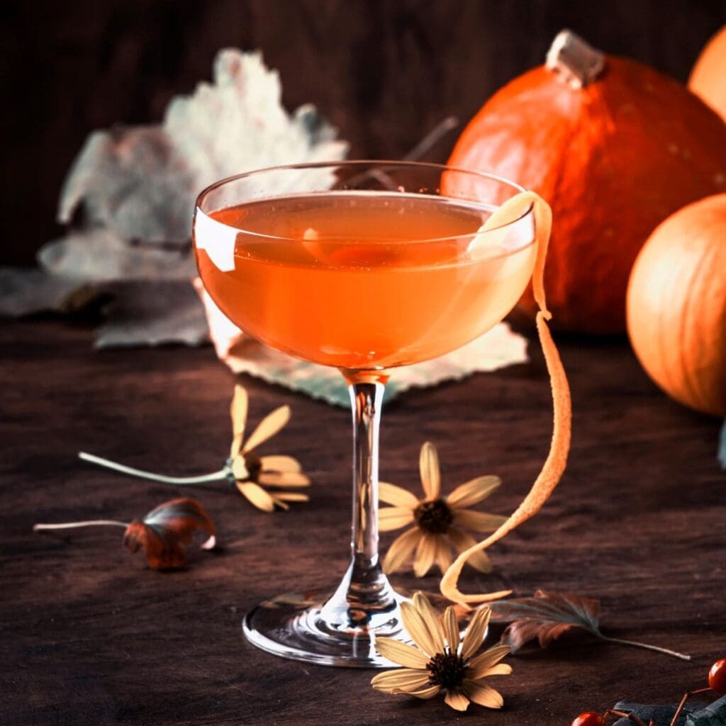 17 Best Grand Marnier Cocktails: Refreshing, Fun Drinks!