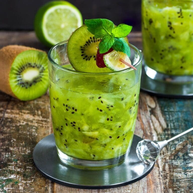 30 Best Kiwi Cocktails🍹