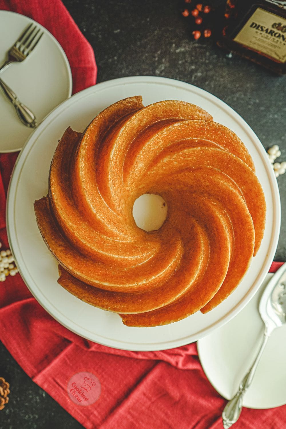 The image shows a Christmas hangover cake on a white plate.