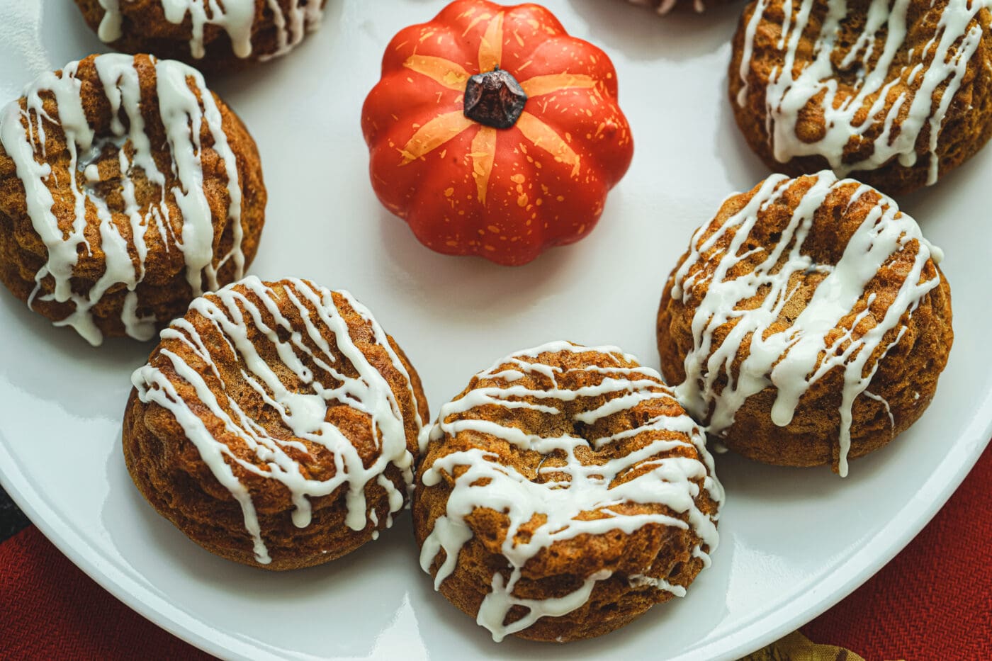 Mini Pumpkin Bundt Cake