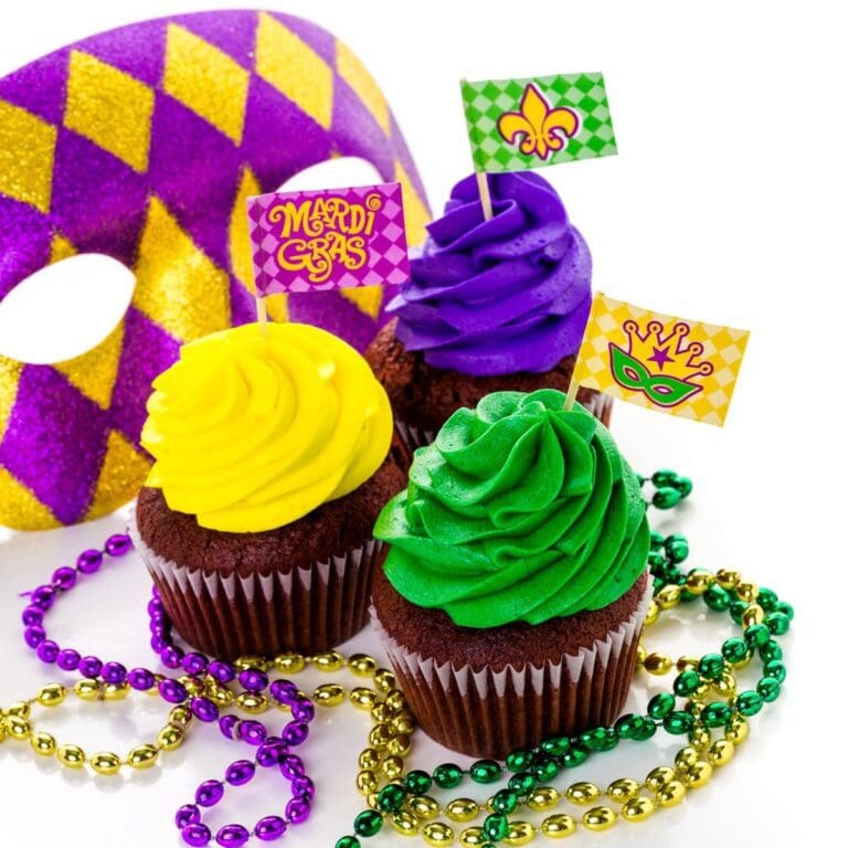 Colorful & Fun Mardi Gras Desserts