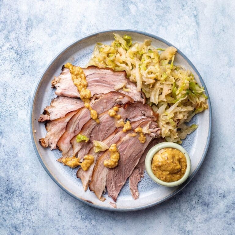 11 Sumptuous Pork And Sauerkraut Recipes (Family Meal Ideas)