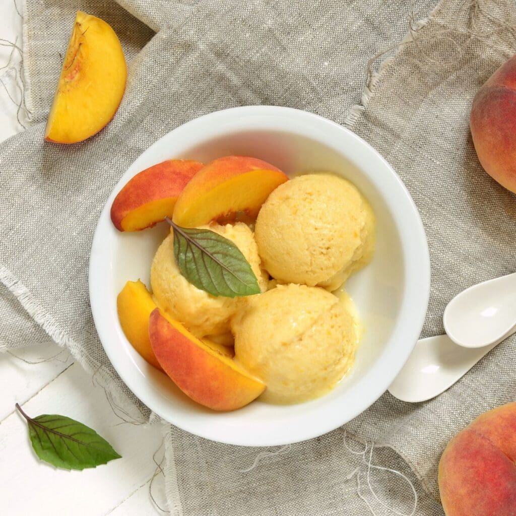 35 BEST Southern Desserts (Iconic Sweet & Dessert Ideas)