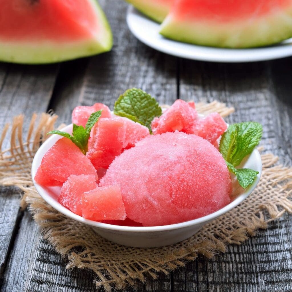 25 Best Yonanas Recipes (Sorbets, Ice Cream Pies & More!) 🍧