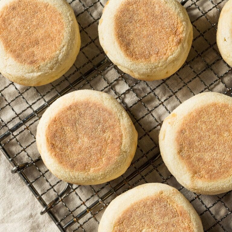 13 Best Almond Flour Breakfast Recipes 🥞