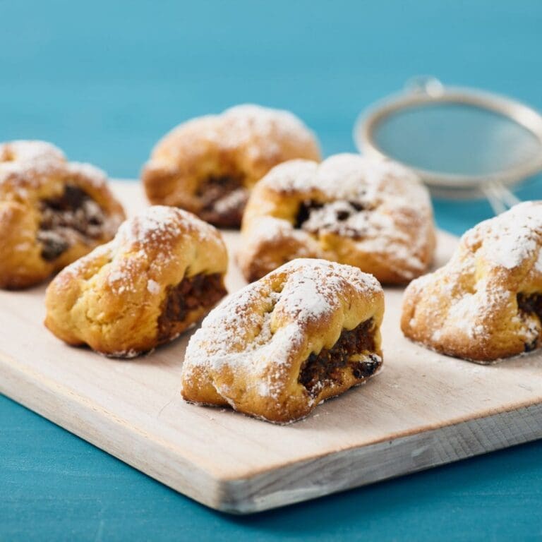 13 Best Sicilian Cookie Recipes To Bake At Home
