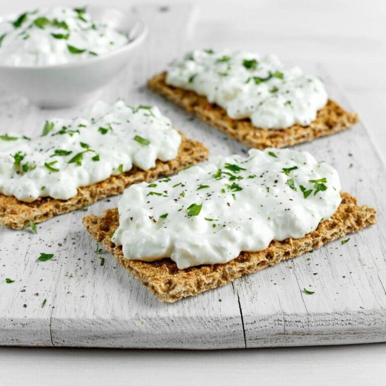Cottage Cheese Substitute: 11 Best Options + Ratios