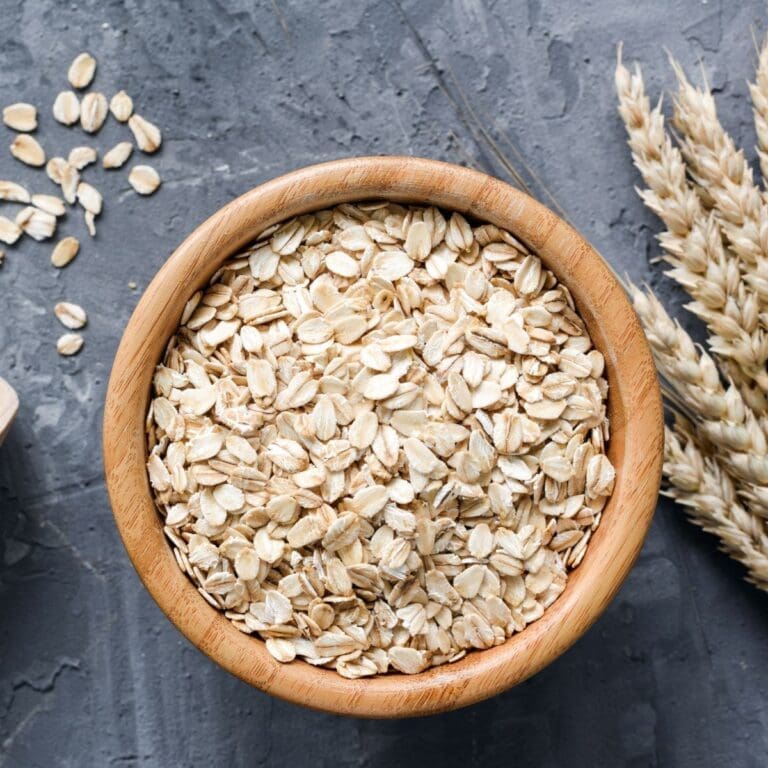Dishing the Dirt: The Truth About Barley and Oatmeal You’ll Want to Read! 🍚🔍