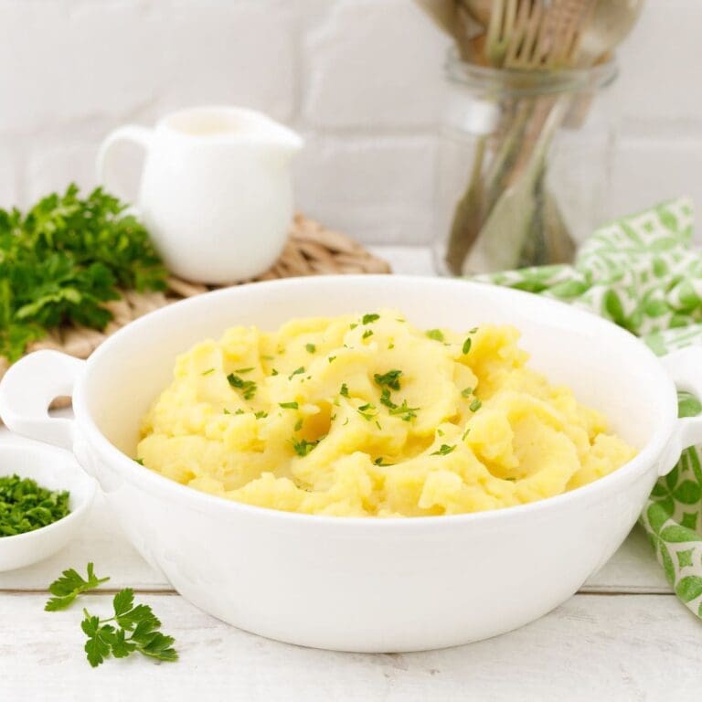 How Long Are Leftover Mashed Potatoes Good For? + Tips