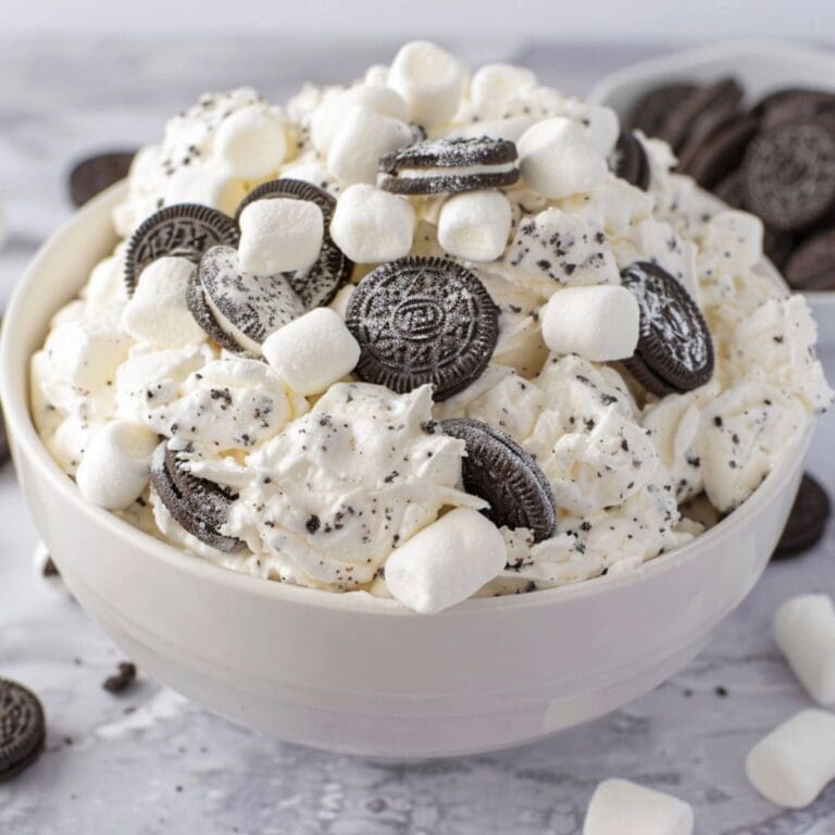 Unlock Dessert Bliss in 10 Minutes with This Easy Oreo Fluff Recipe!