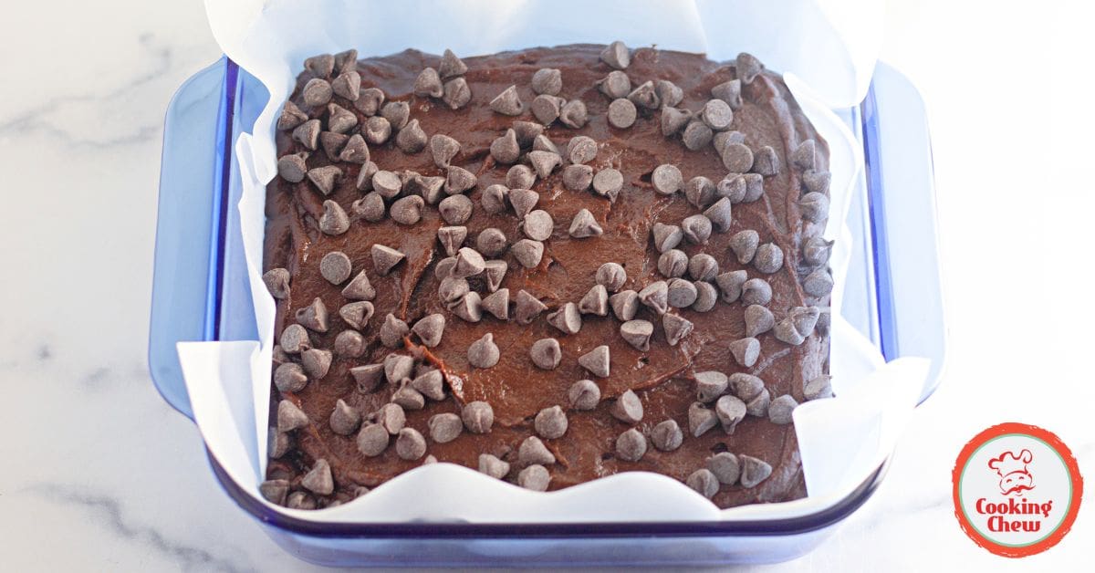 Best 3-ingredient pumpkin brownies for a fall dessert.