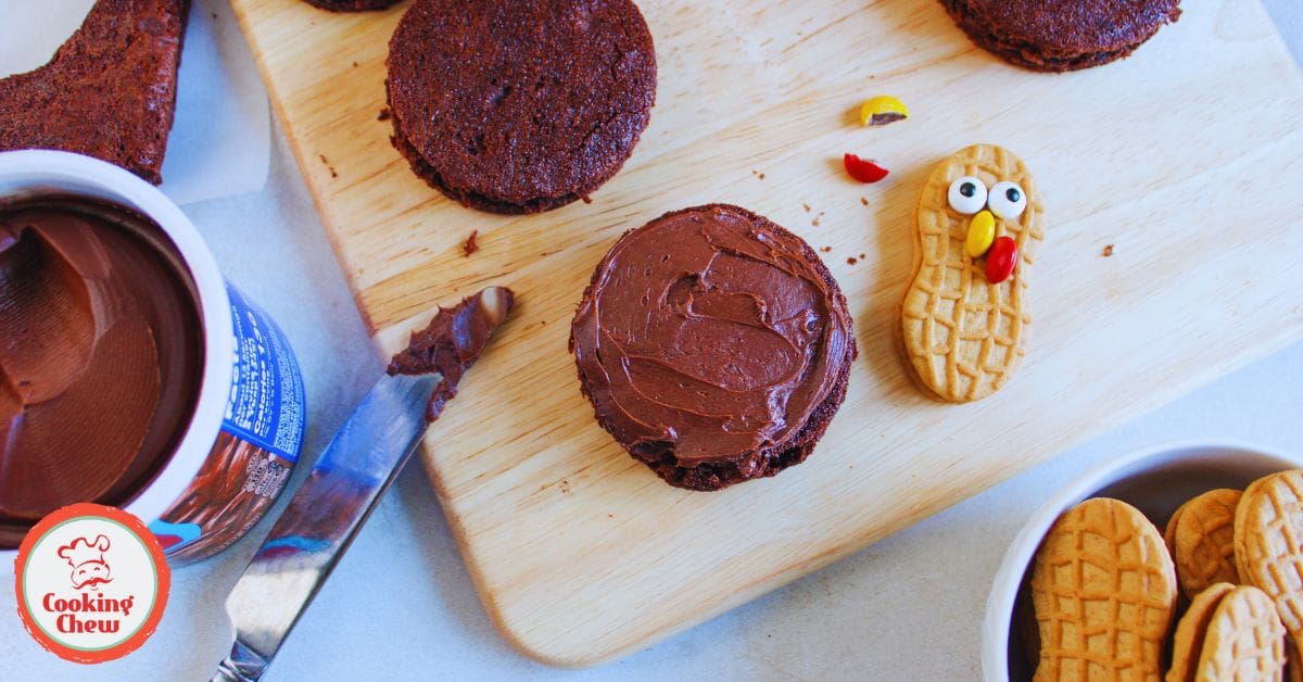 Festive Thanksgiving turkey brownies, perfect for kids.