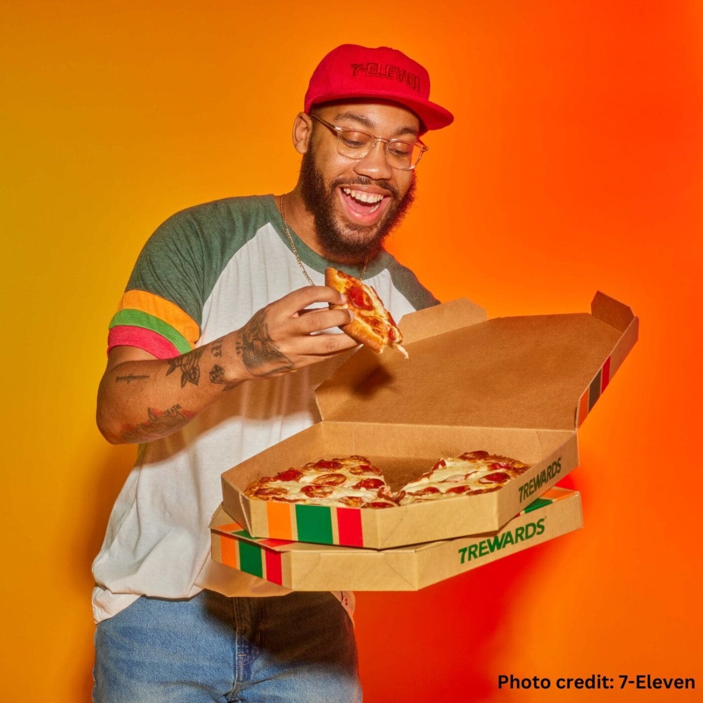 7-Eleven Turns Team Losses into Wins with Free ‘Emotional Support’ Pizza