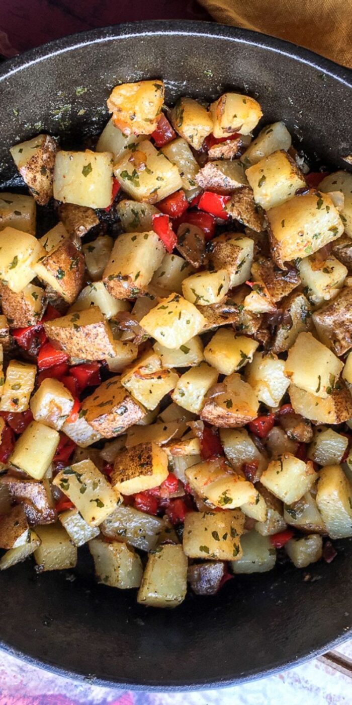 Crispy Garlic Parmesan Breakfast Potatoes for a Savory Start