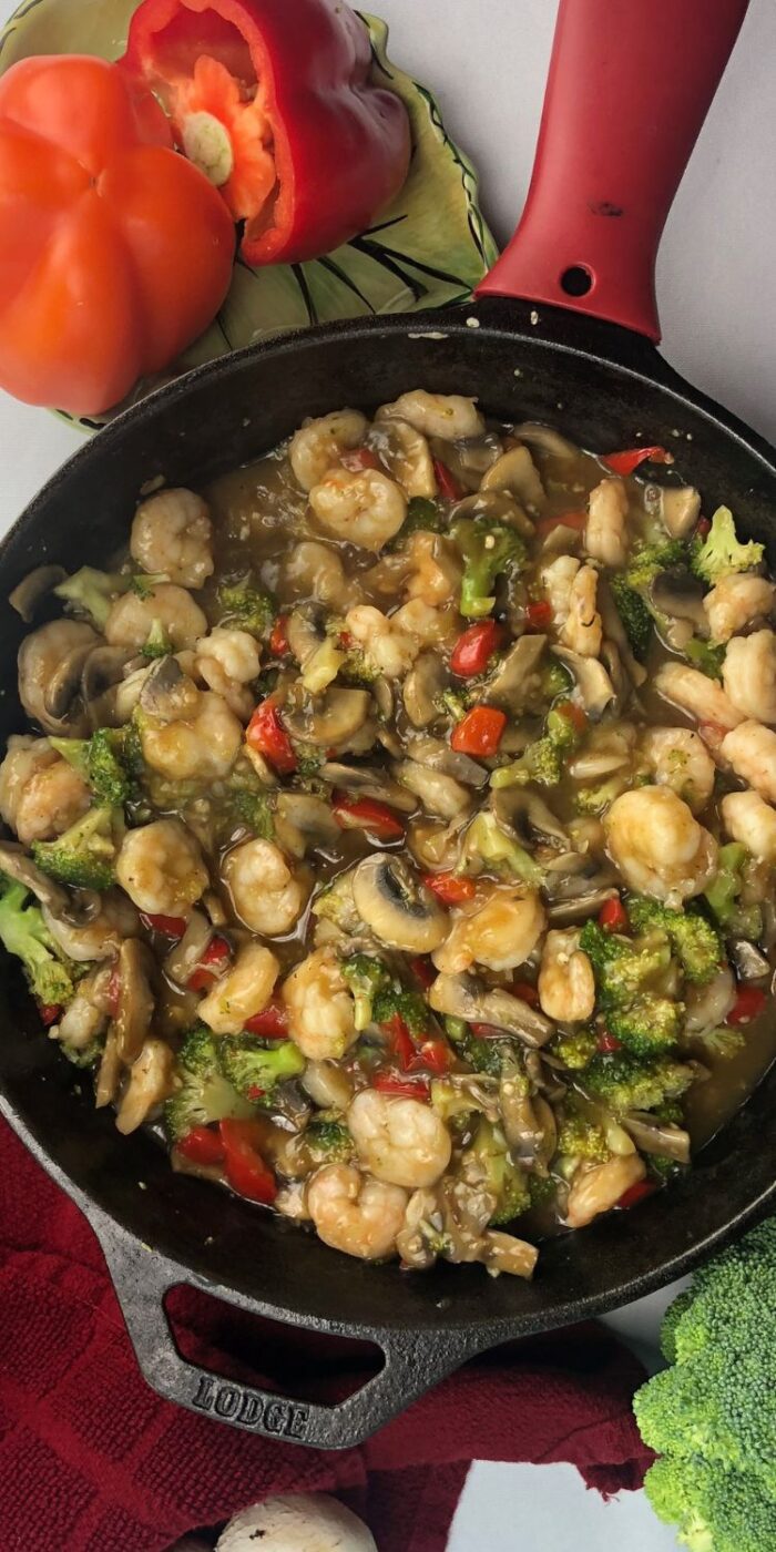 Garlic shrimp and mushrooms stir fry, a quick and healthy meal with savory flavors, perfect for a simple weeknight dinner.